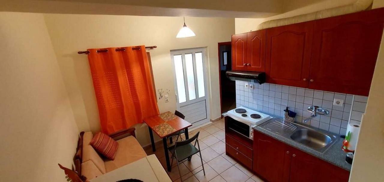 Morpheas Apartment *