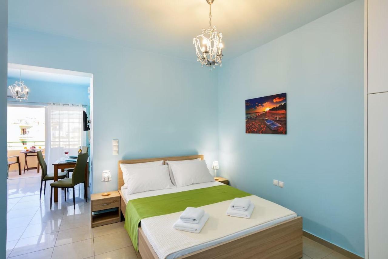 Seaside Old Venetian Harbour 1st Floor Apartment