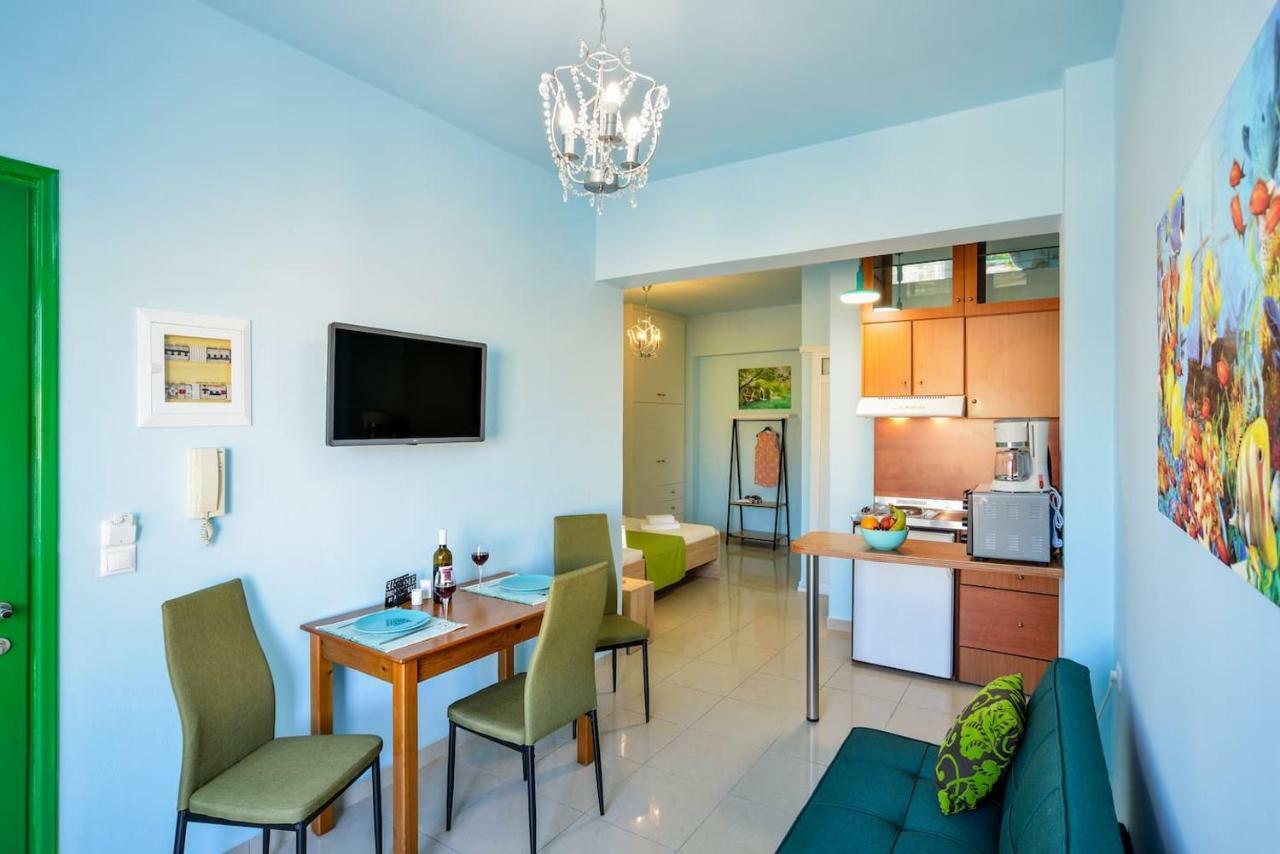 Seaside Old Venetian Harbour 1st Floor Apartment *