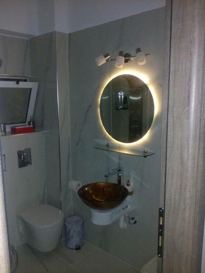 Tony Central Luxury 1