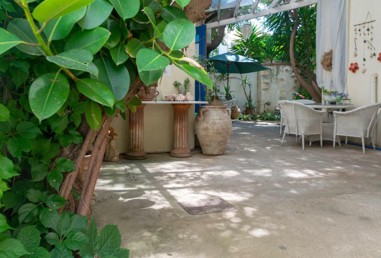 Cozy House With Garden Near The Old Town & Beach Apartment *