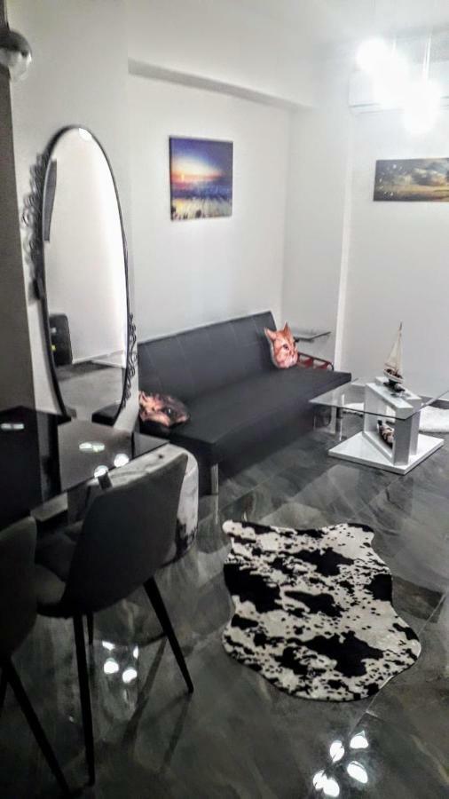 Apartment Tony Central Luxury 1 *