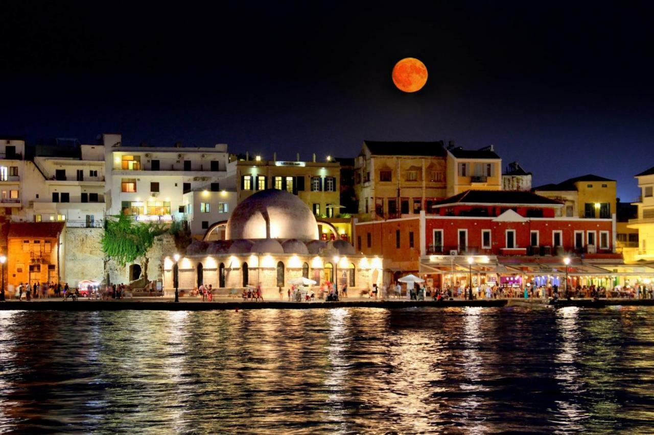 Chania * Chania (Crete)