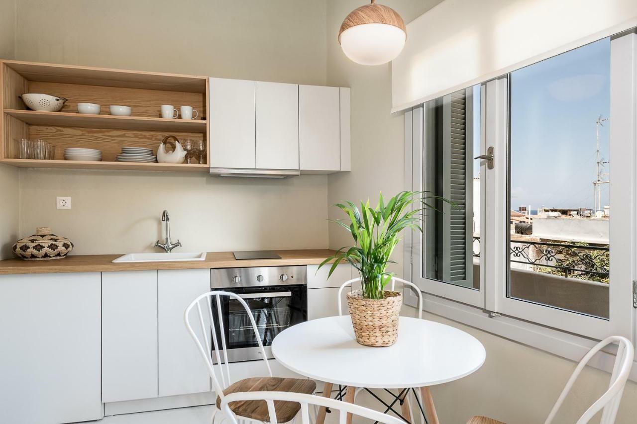 Apartment Artemide Places-splantzia Square