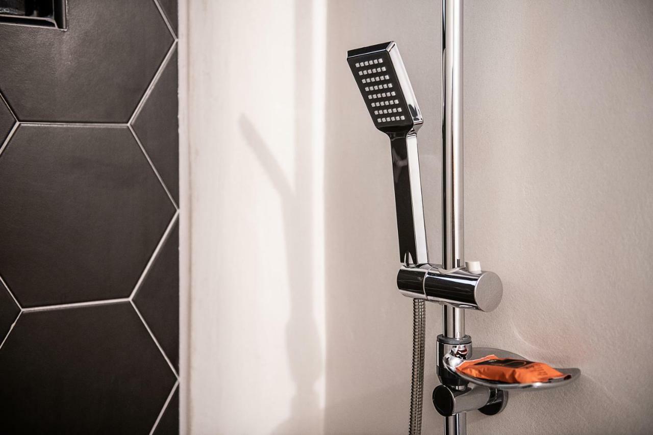 Artemide Places-splantzia Square Apartment