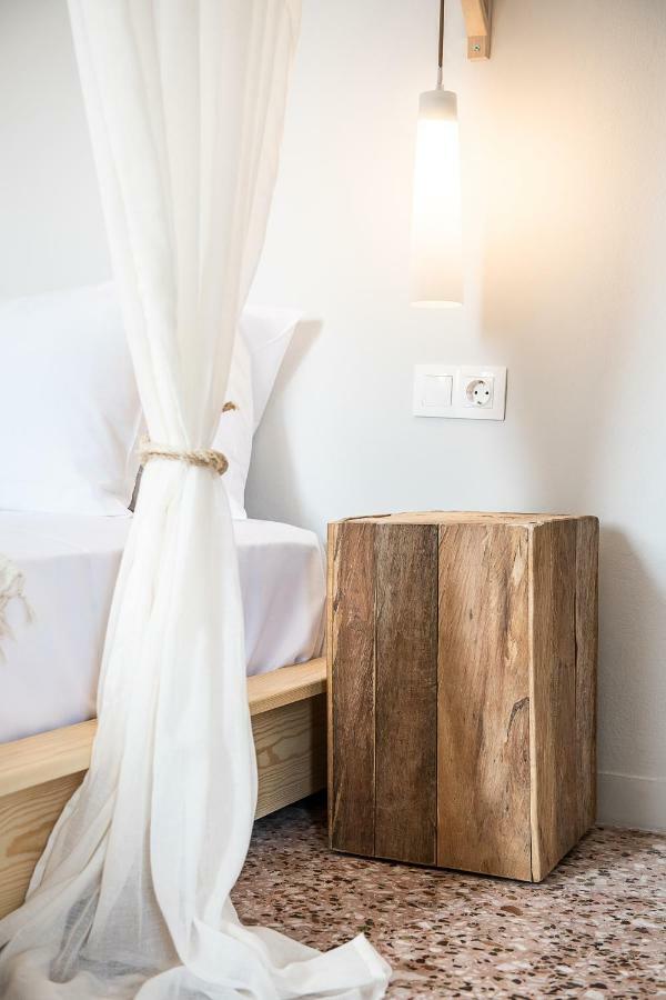 Apartment Artemide Places-splantzia Square