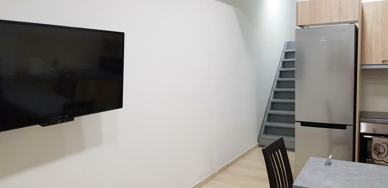 Smart Luxury House Center *