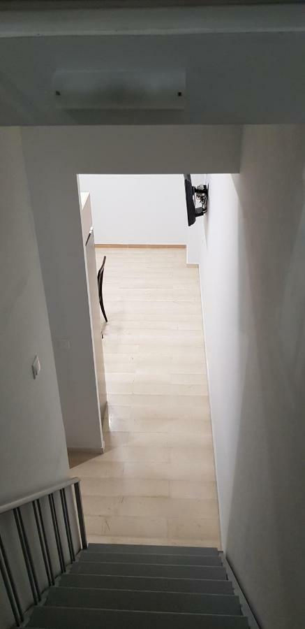 Smart Luxury House Center