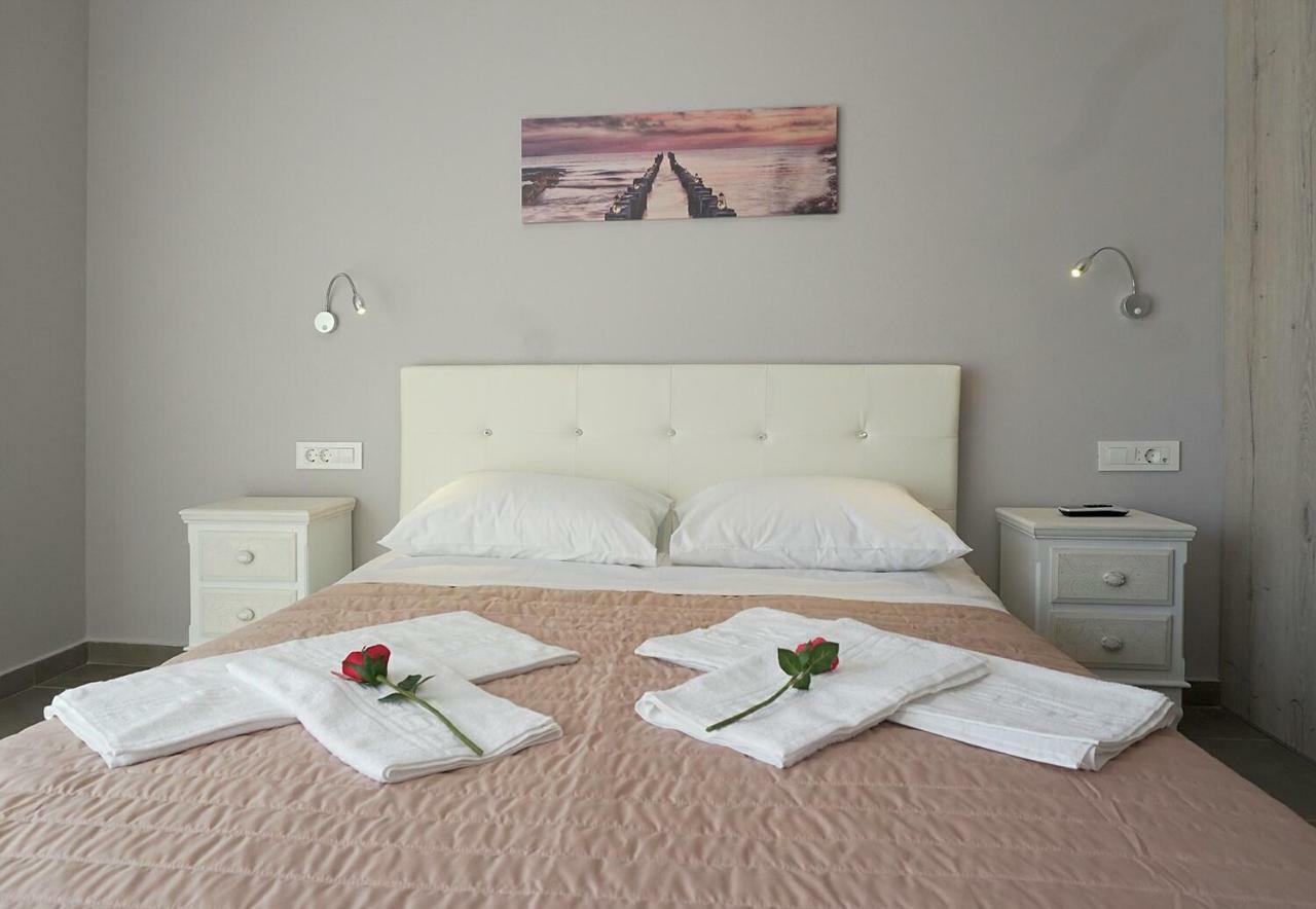 Anastasia's Luxury *