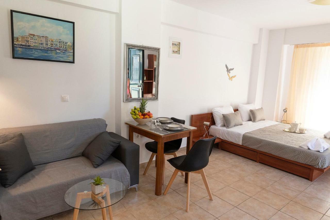 Camara Apartment