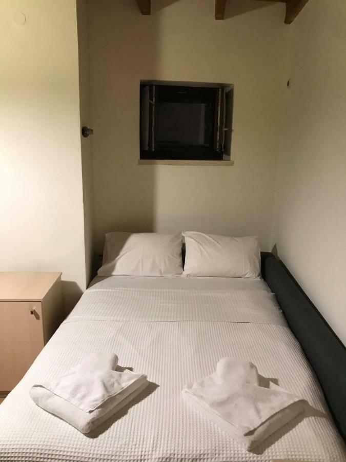 Lithinon Cozy Studios Apartment