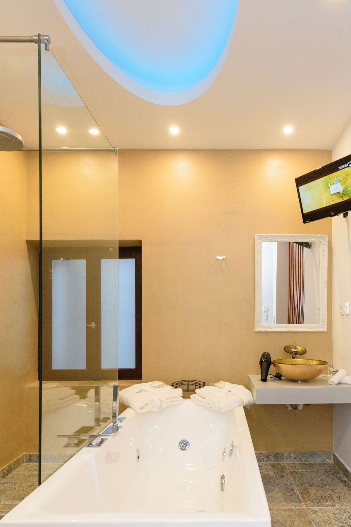 Diamond Boutique 3*