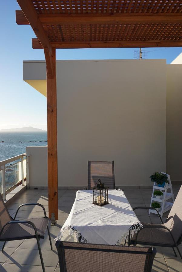 Seas The View Apartment Chania (Crete)