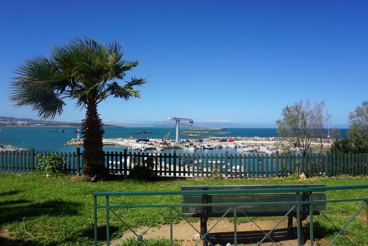 Seas The View Apartment Chania (Crete)