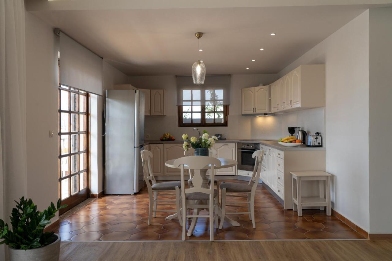 Chania City Apartment *