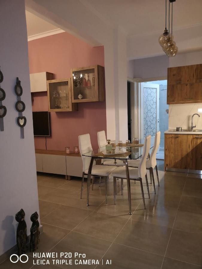 A Pleasant In Chania Apartamento *