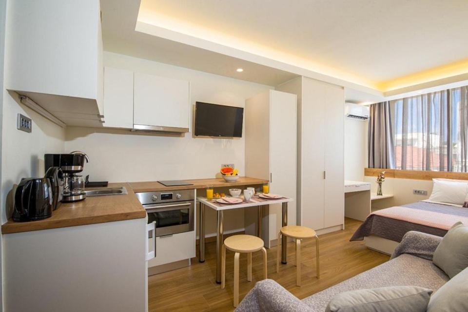 Tonia's Elegant Place With Parking * Chania (Crete)