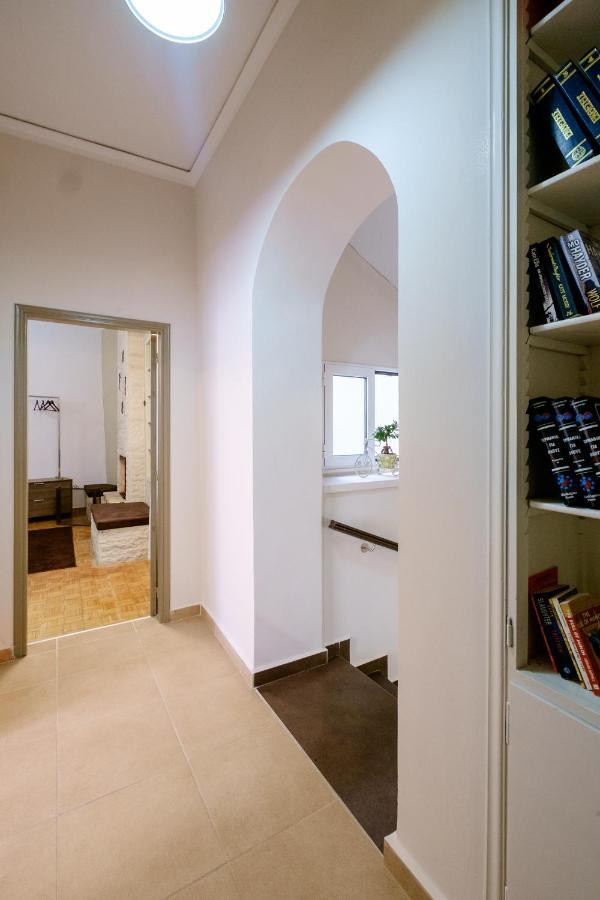 With Courtyard In Beating Heart Of Old Town! Chania (Crete)