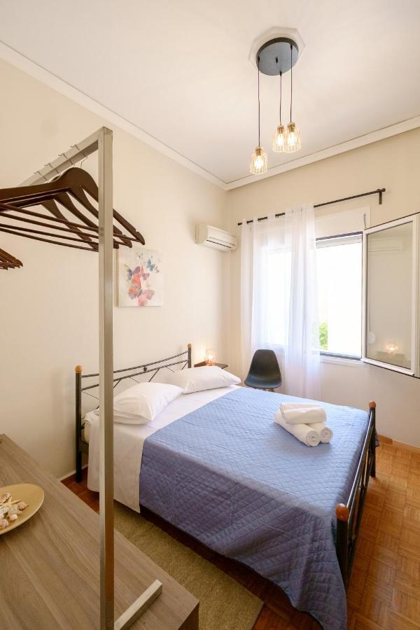 With Courtyard In Beating Heart Of Old Town! Appartement *