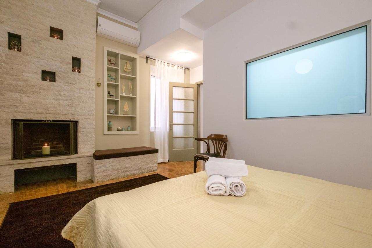 With Courtyard In Beating Heart Of Old Town! Chania (Crete)