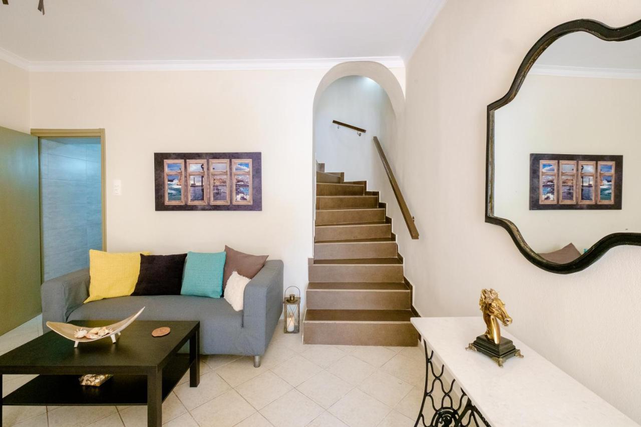 Appartement With Courtyard In Beating Heart Of Old Town! Chania (Crete)
