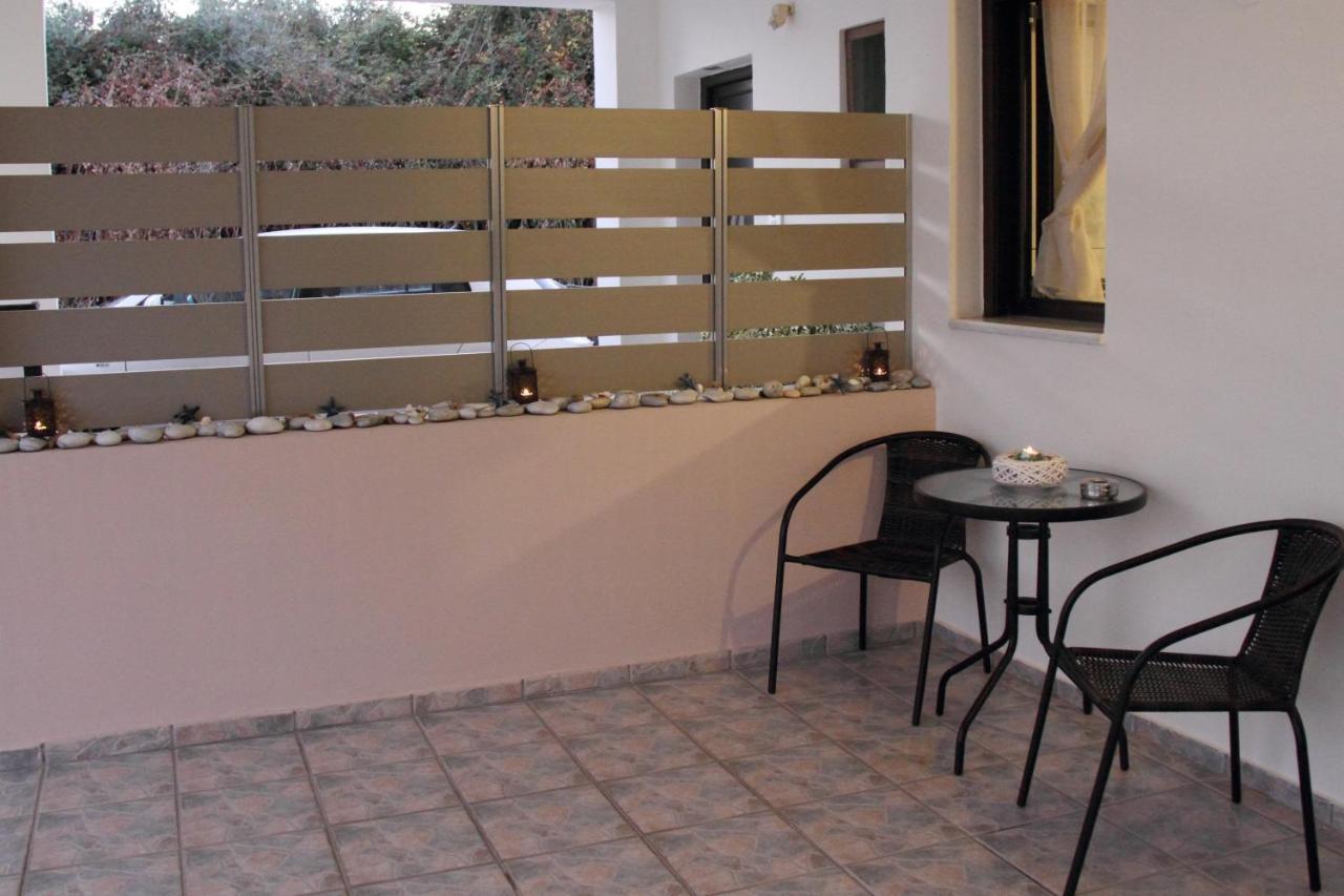 Studio Miltos Aspasia 1 *