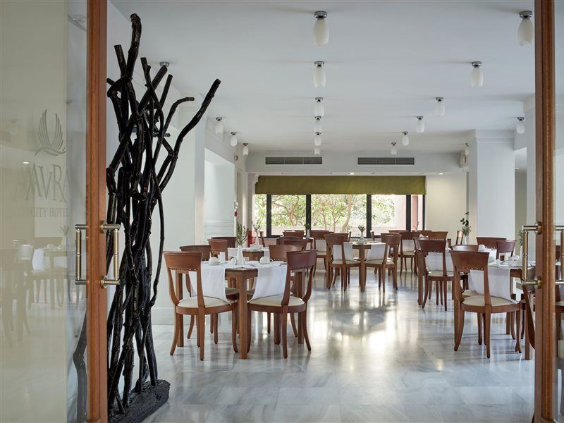 Avra Boutique Hotel 4*