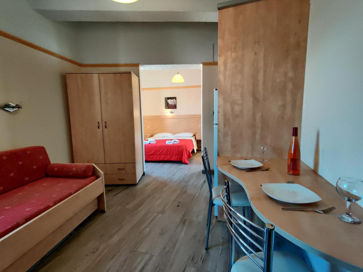 Apartment Minos Studios