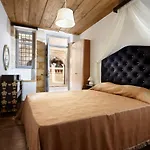 Casa Perla Suites