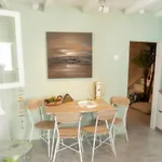 Izmir House