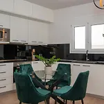 Ethyr City Living