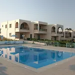 Nanakis Beach Apartments