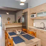 Neoria Apartment