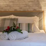 Yro Apartment