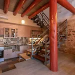 Avocado Villa Fivos