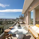 Gk Halepa Luxury Apartment