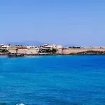 Chrysa\'S House In Front Of The Sea