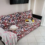 Room 25