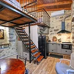 Pefkopetro Loft