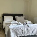 Anna Kavros Luxury Apartment