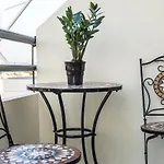 Enjoy Sunsets At Fully Equipped Seaside Apt