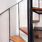 Kostas House