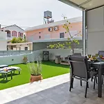Peggy\'S House By 8Essentially