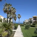 Cassiopeia 3-Bedroom House On The Beach With Pool