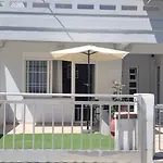 Anna\'S Downtown Apartment