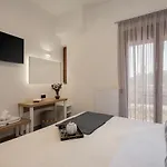 Elia Seaside Deluxe Apartment
