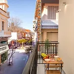 Yvonne\'S Apartment