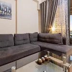Nikolas City Home