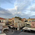 Old Port - Bellavista Studio