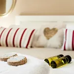 Sophia\'S Castle View Apartment